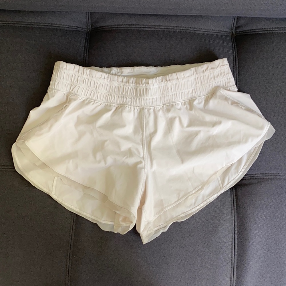 Lululemon white shorts size 8